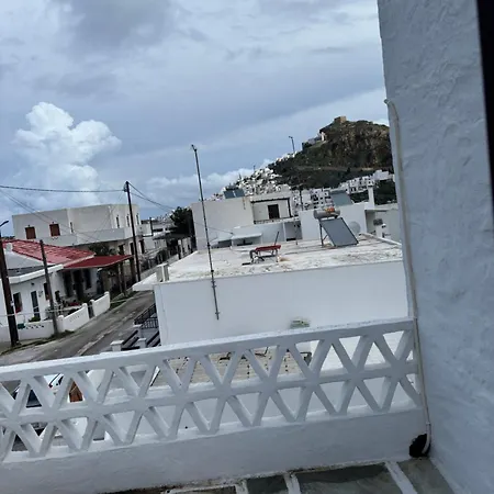 Ollyra Appartement Skyros